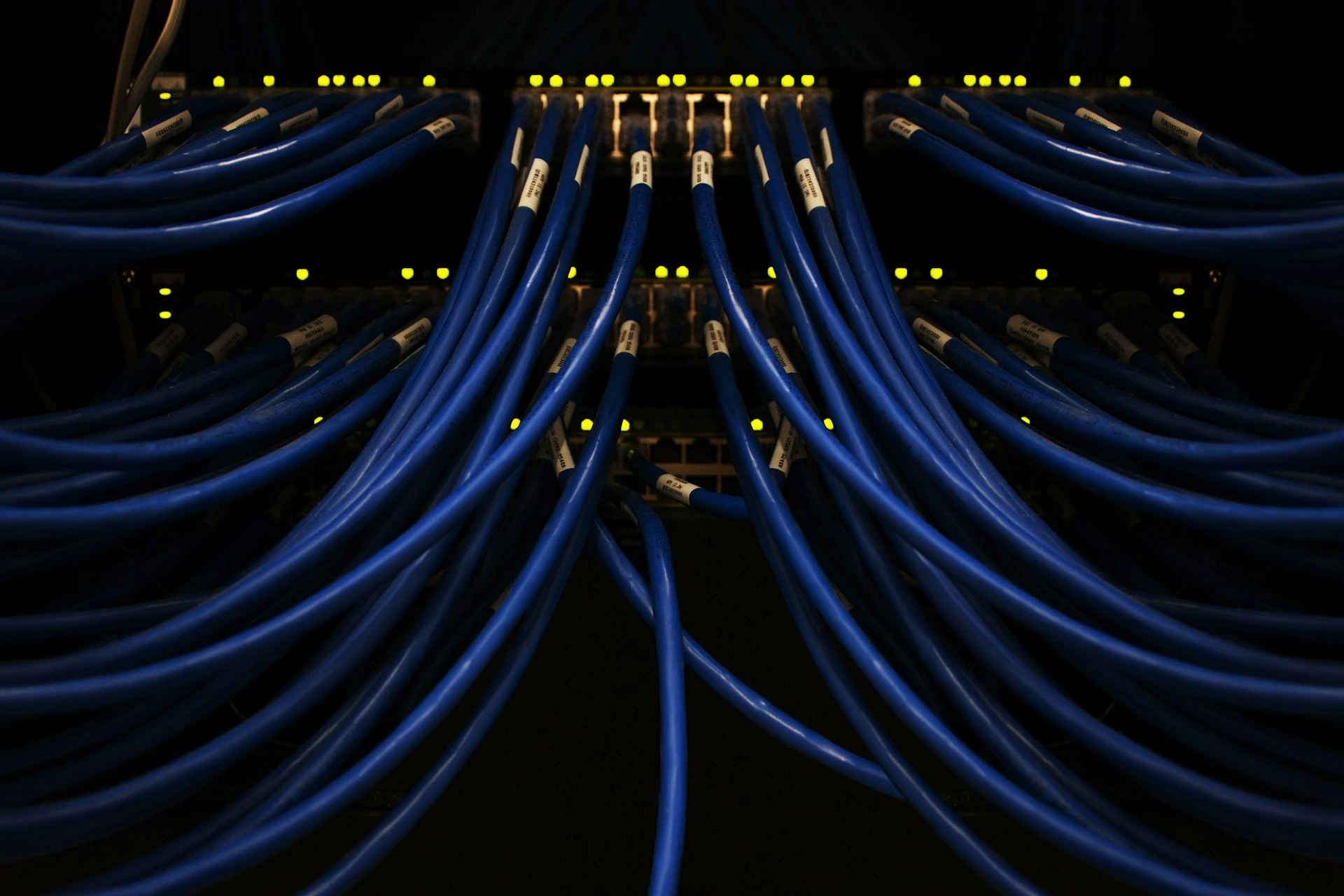 datacenter decommissioning services, commercial datacenter decommissioning, industrial datacenter decommissioning, UPS removal services, datacenter battery disposal, network gear removal, datacenter cabling removal, secure data destruction, datacenter asset recovery, compliant datacenter shutdown